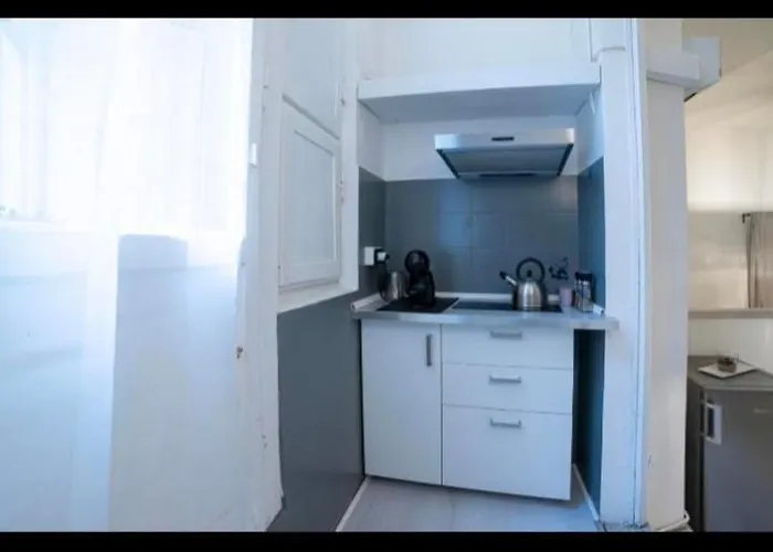 Santa Apartment Florence